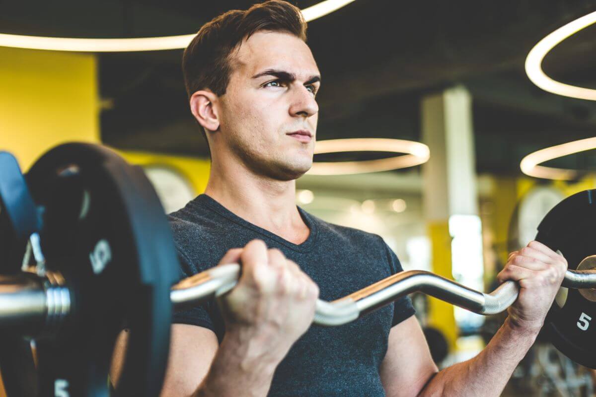 5 Arm Supersets that Will Stretch Your Sleeves
