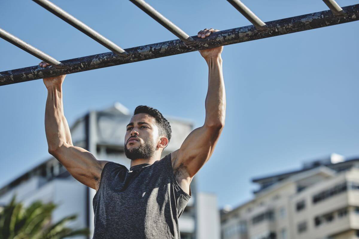 Pull Up: A Complete How-To Exercise Guide